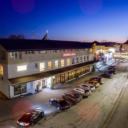 Hotell Wironia Jõhvi Esterno foto