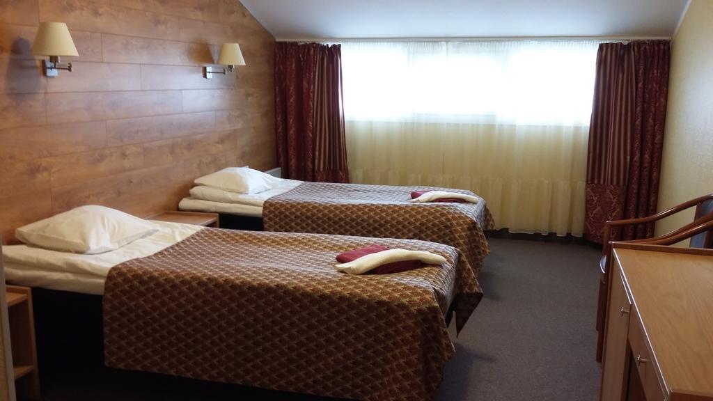 Hotell Wironia Jõhvi Esterno foto