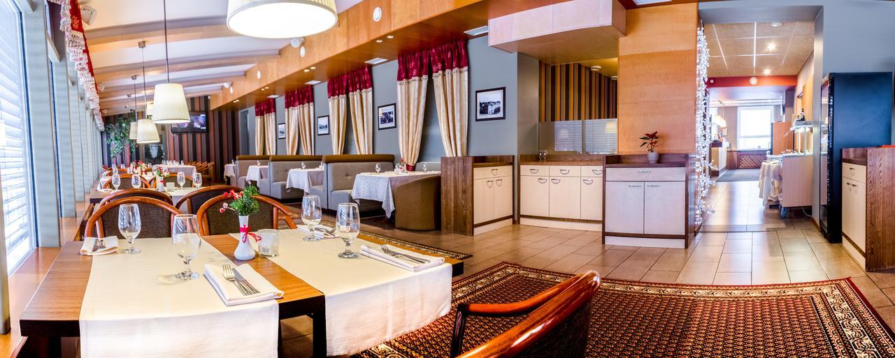 Hotell Wironia Jõhvi Esterno foto