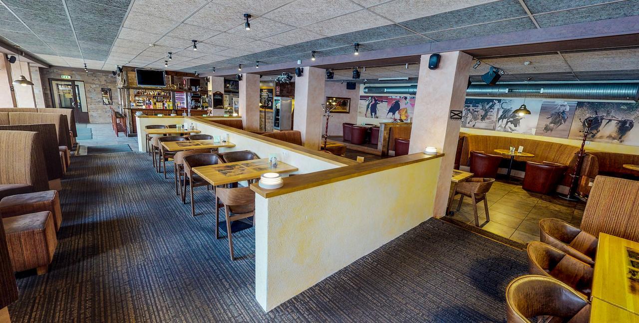 Hotell Wironia Jõhvi Esterno foto